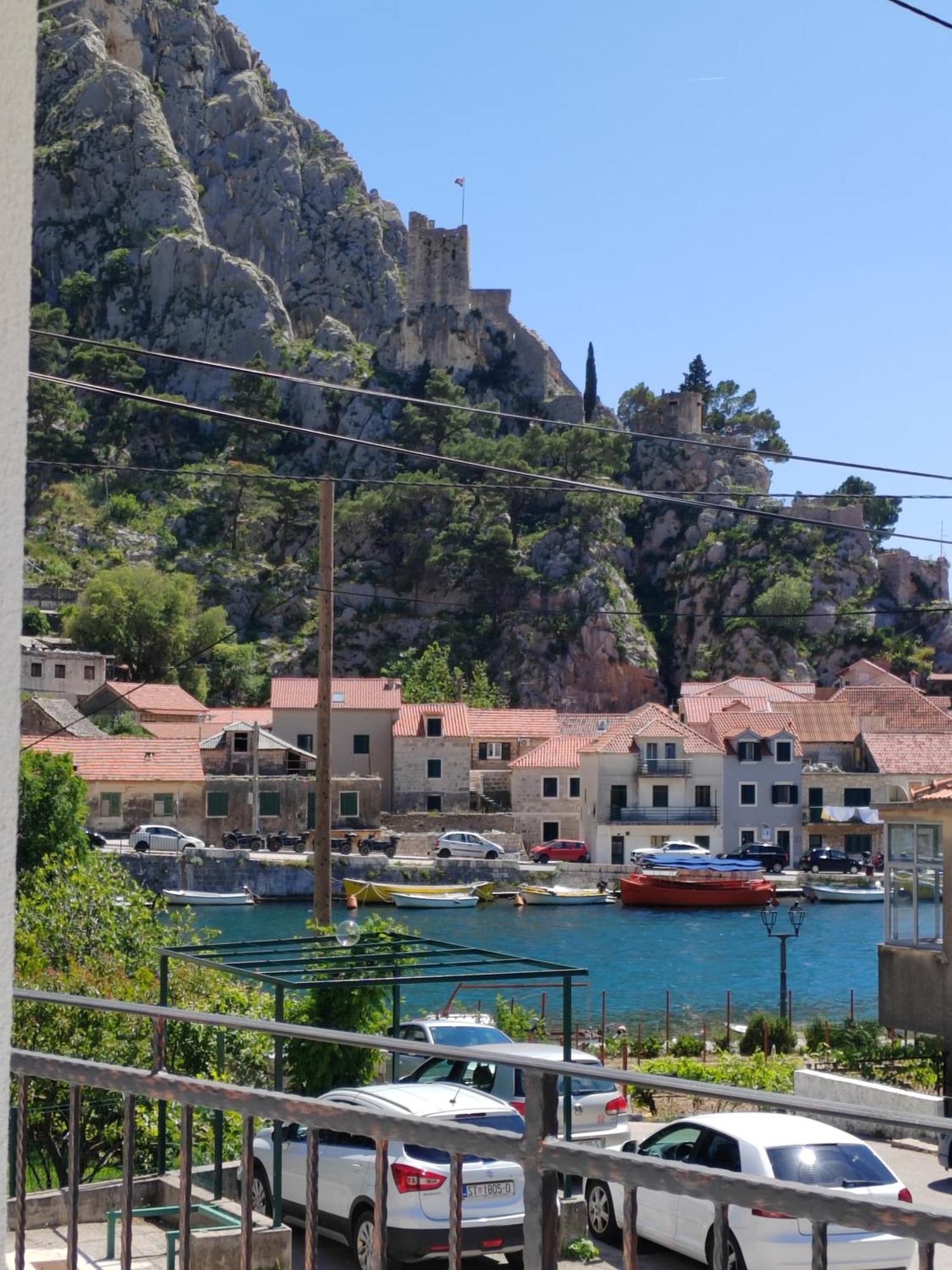 Apartment Navika Omis Exterior photo